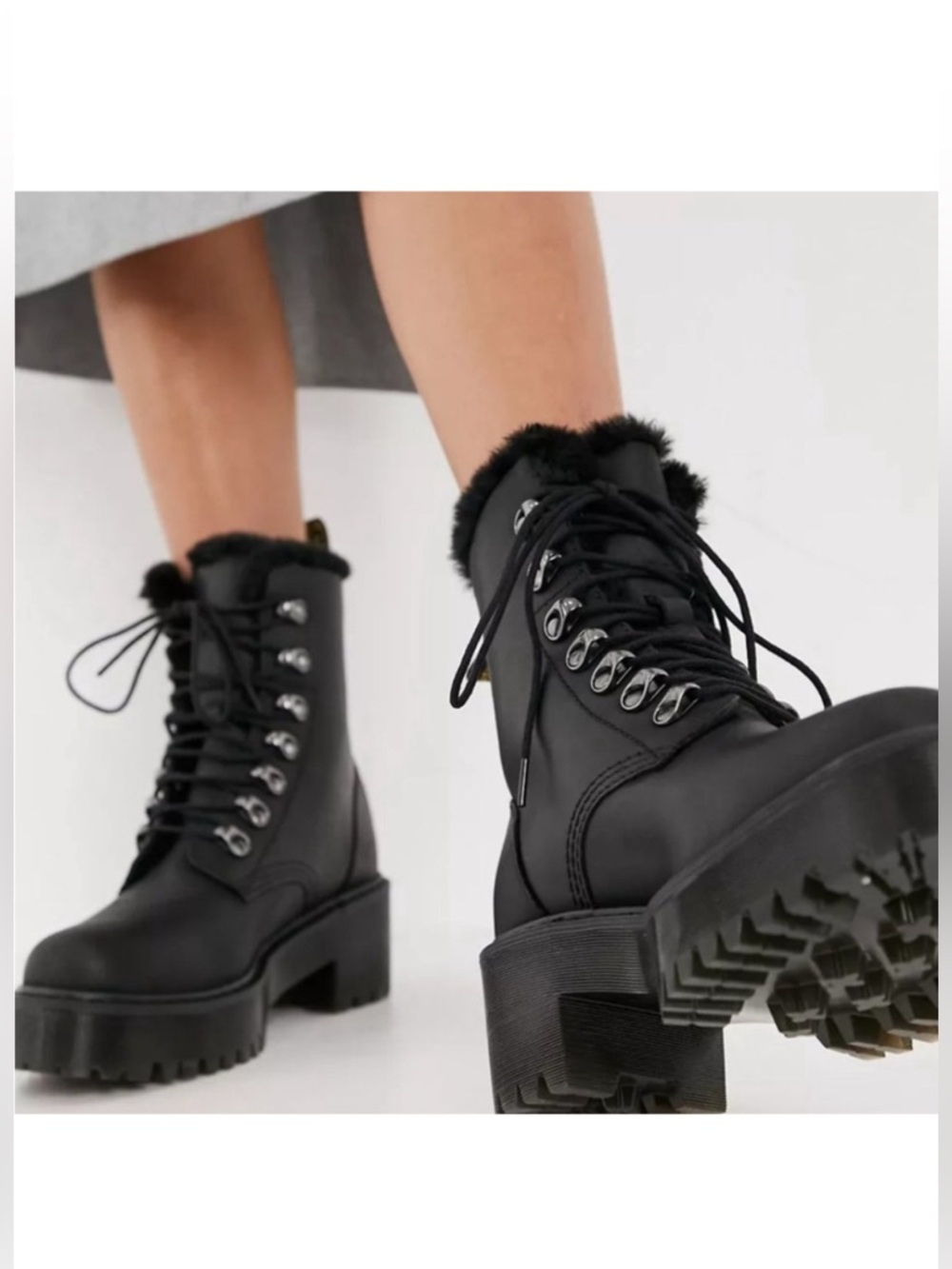 Dr Martens Leona leather platform heels faux fur lined laced up boots US9